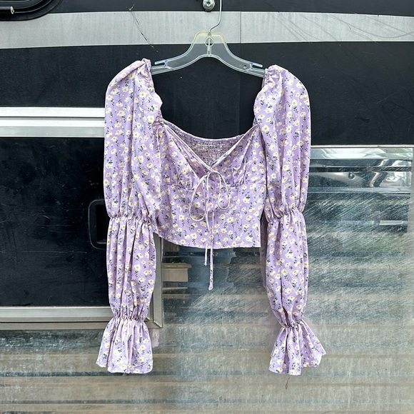 Lavender flower puff sleeve crop blouse sz S - Picture 1 of 2